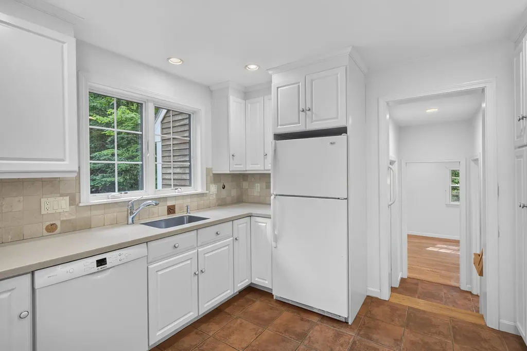 100 Mistic Avenue Rockport ME 04856