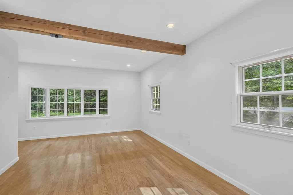 100 Mistic Avenue Rockport ME 04856