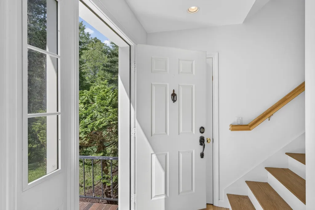 100 Mistic Avenue Rockport ME 04856