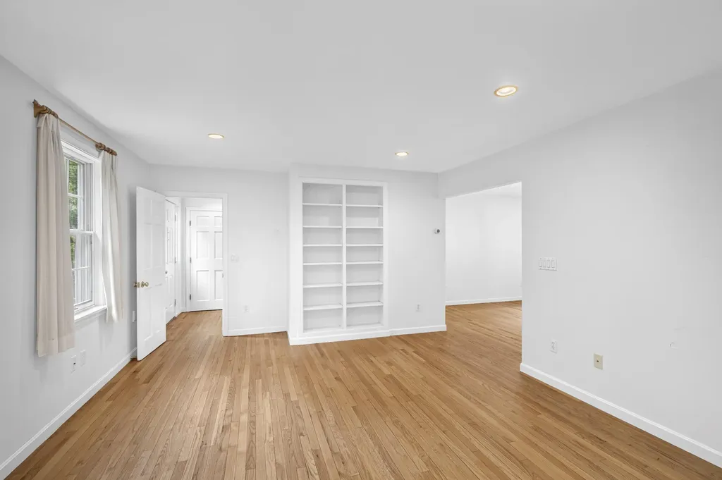 100 Mistic Avenue Rockport ME 04856
