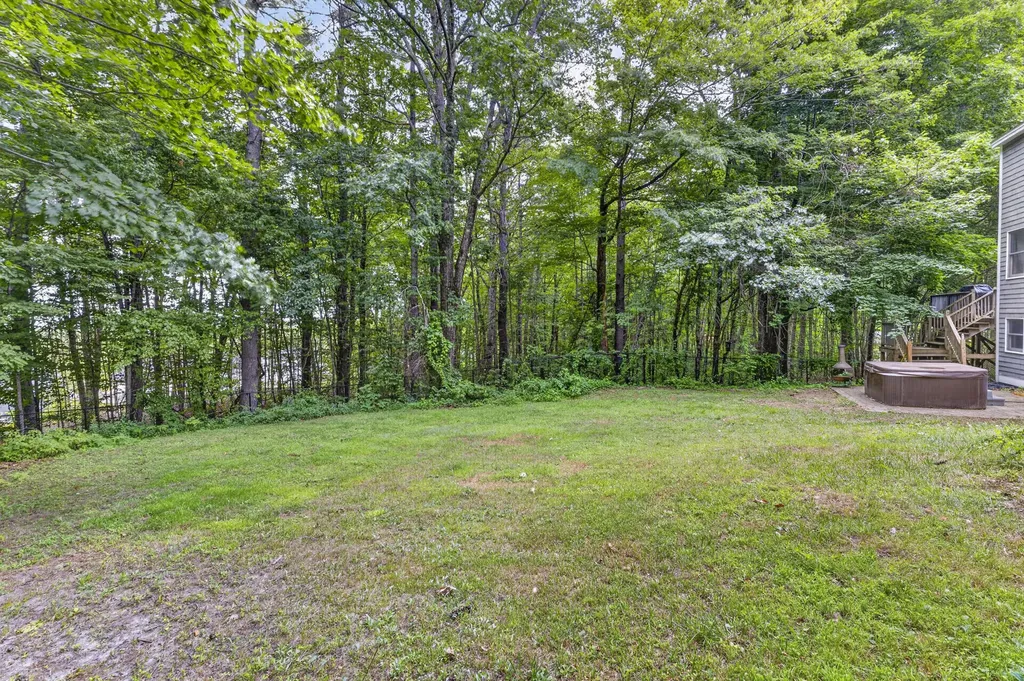 5 Tall Pine Circle Standish ME 04084