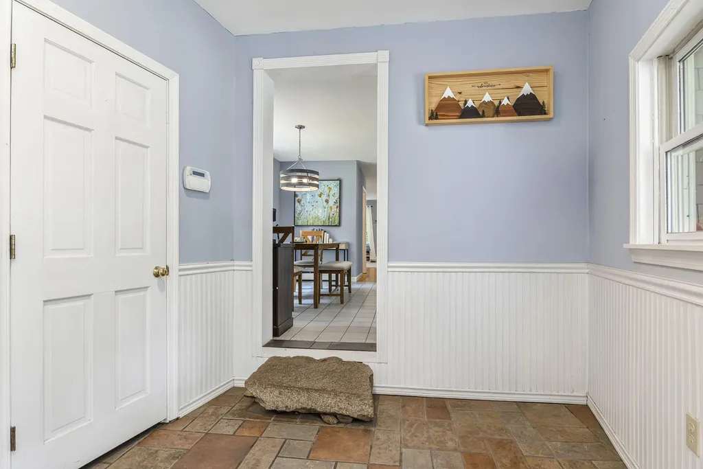 5 Tall Pine Circle Standish ME 04084