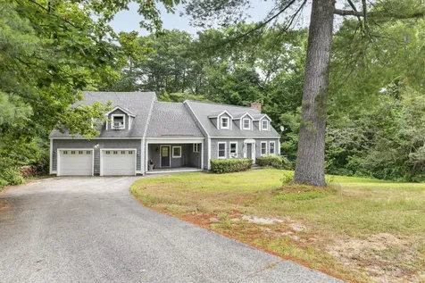 5 Tall Pine Circle Standish ME 04084