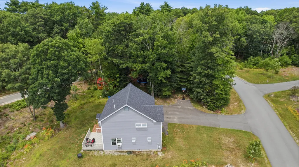 3 Lieutenants Drive Windham ME 04062