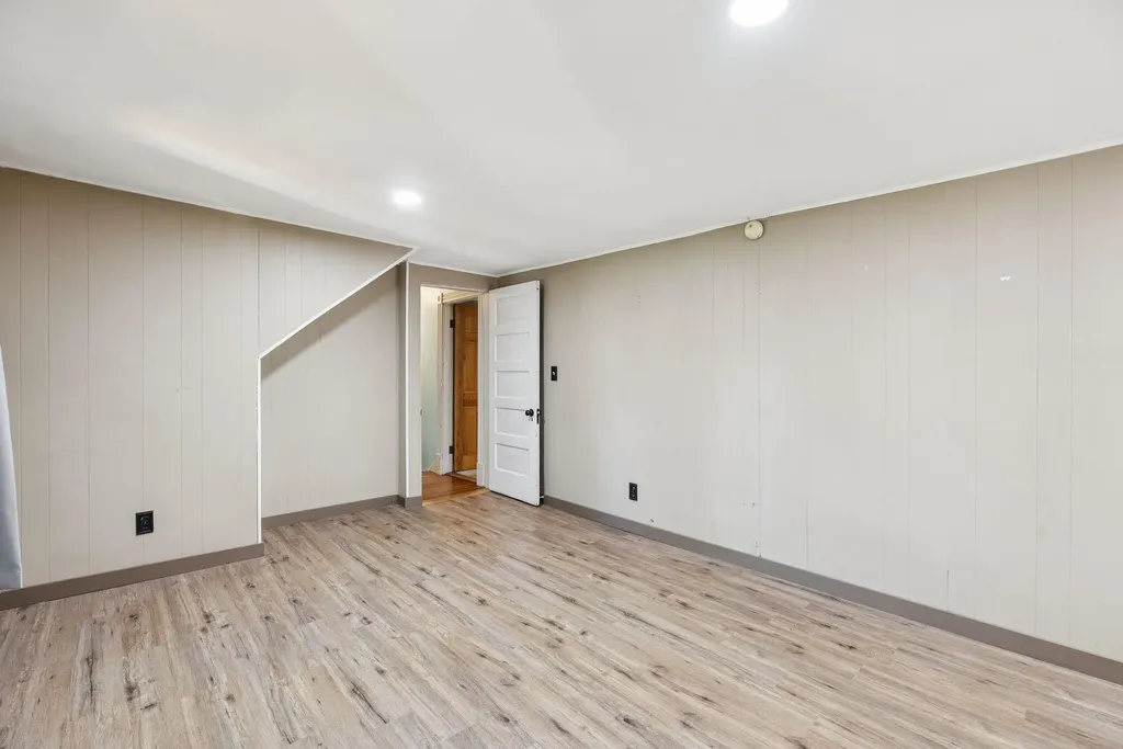 33 Western Avenue Fairfield ME 04937