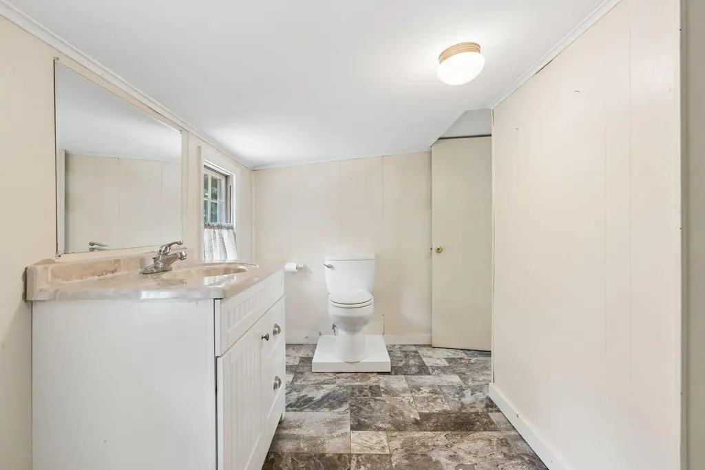 33 Western Avenue Fairfield ME 04937