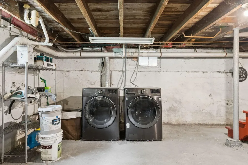 33 Western Avenue Fairfield ME 04937