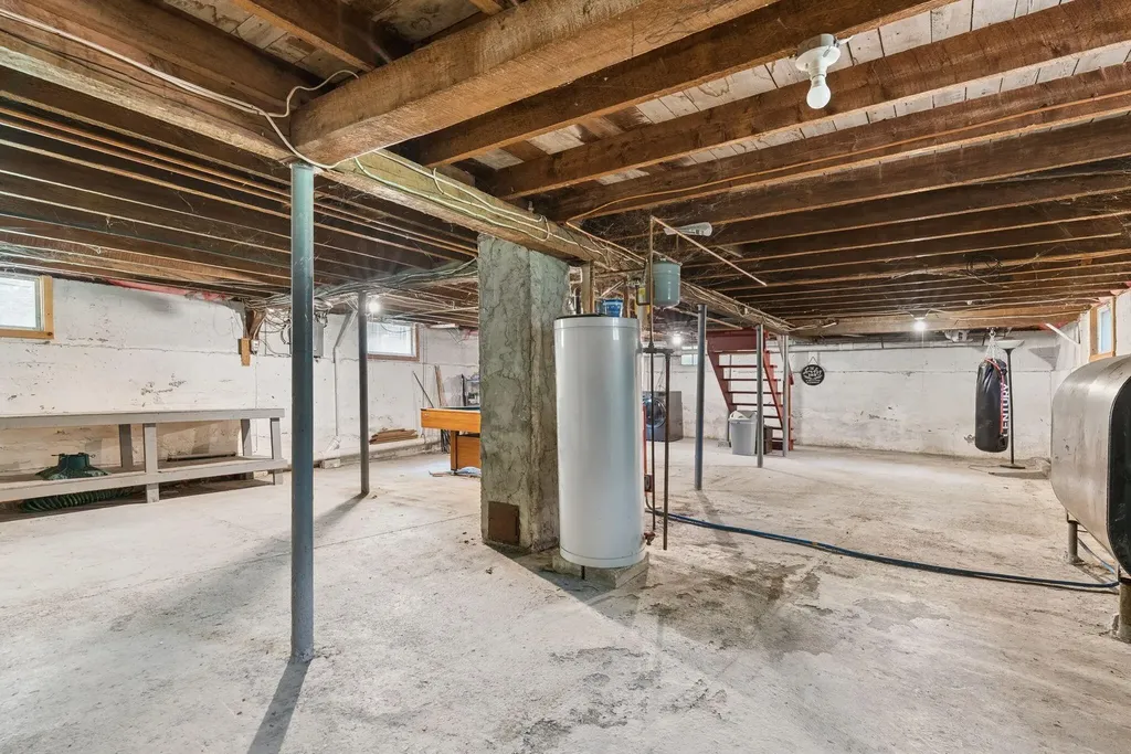 33 Western Avenue Fairfield ME 04937
