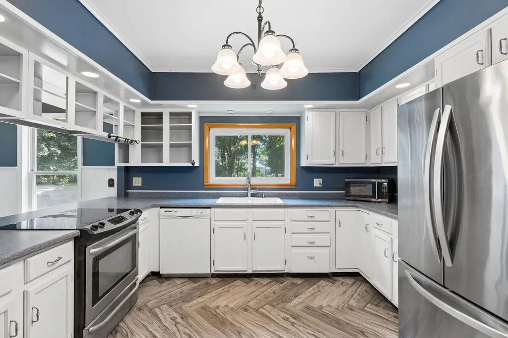 33 Western Avenue Fairfield ME 04937