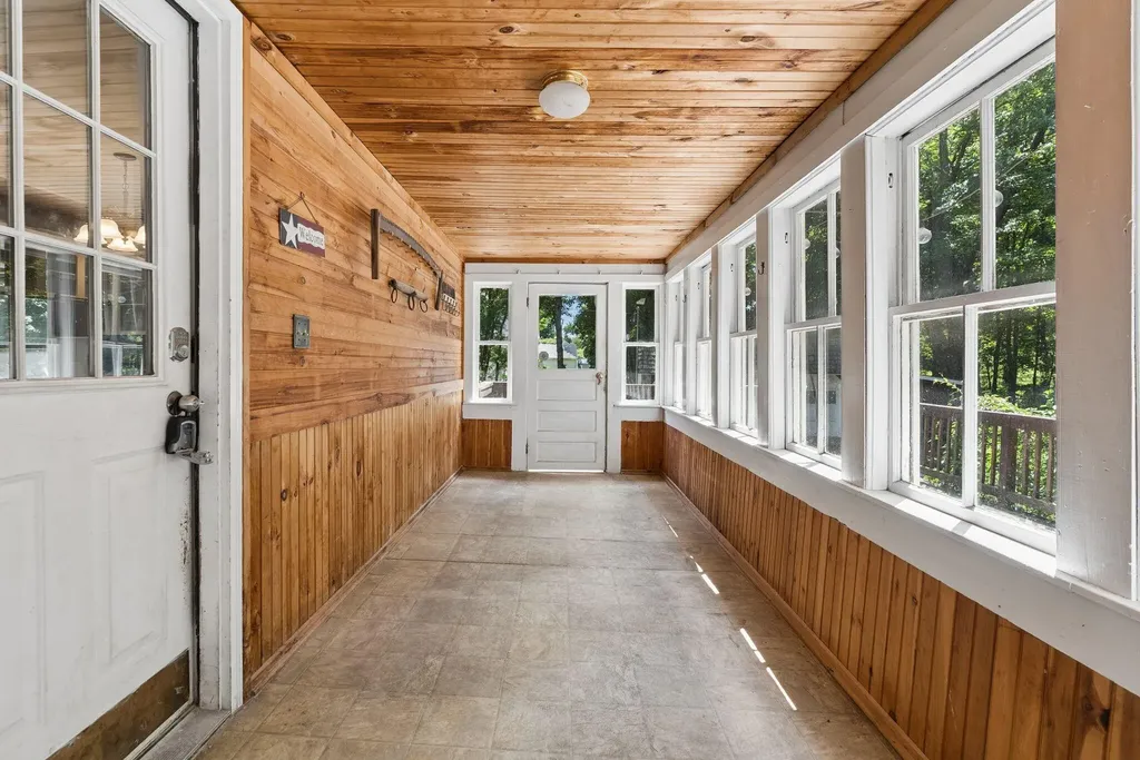 33 Western Avenue Fairfield ME 04937