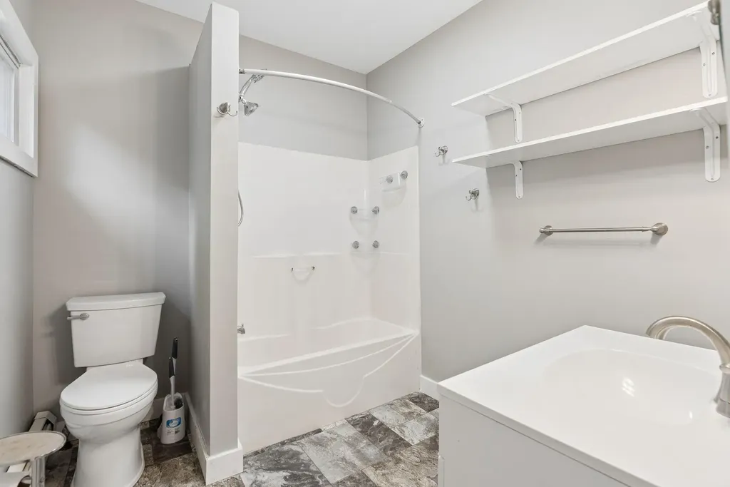 33 Western Avenue Fairfield ME 04937