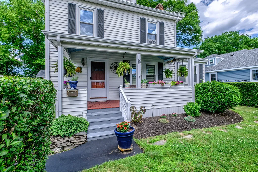 16 Richmond Street Portland ME 04103