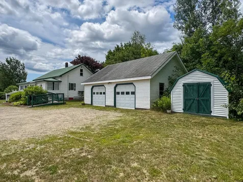 41 Lagrange Road Howland ME 04448