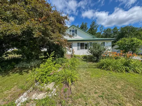 41 Lagrange Road Howland ME 04448