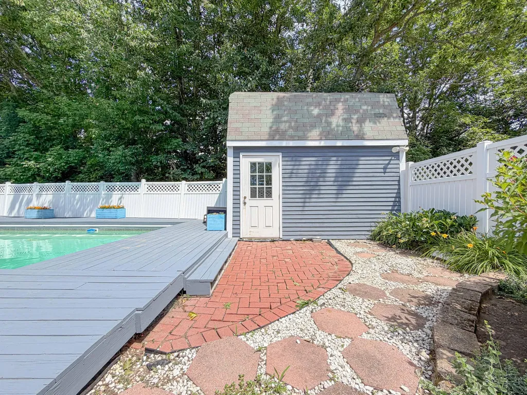 512 South Street Biddeford ME 04005