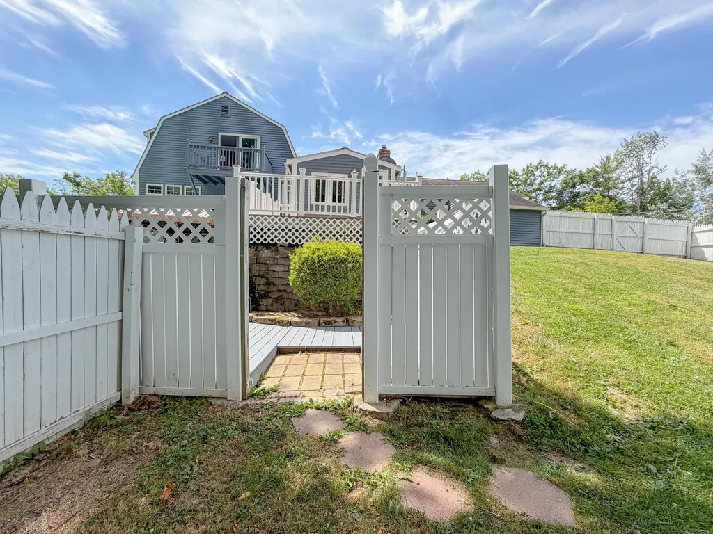 512 South Street Biddeford ME 04005