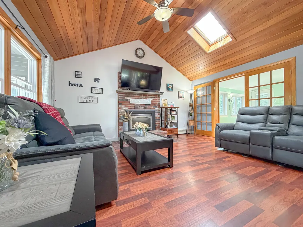 512 South Street Biddeford ME 04005