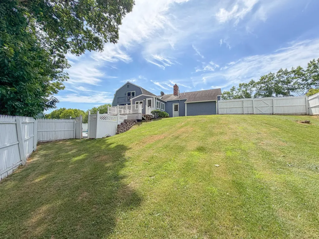 512 South Street Biddeford ME 04005