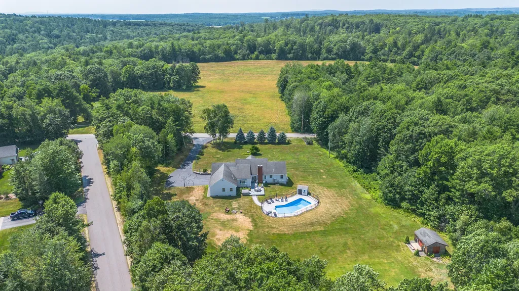 114 Harding Bridge Road Gorham ME 04038