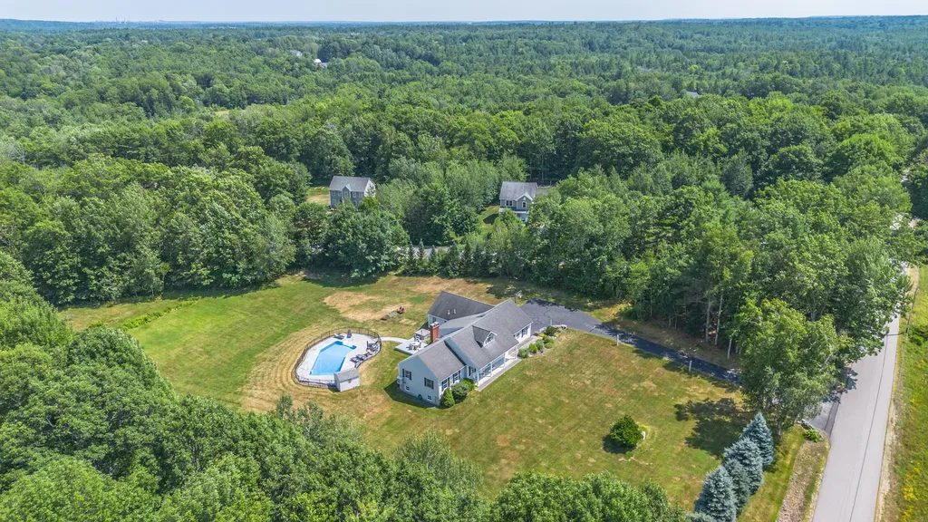 114 Harding Bridge Road Gorham ME 04038