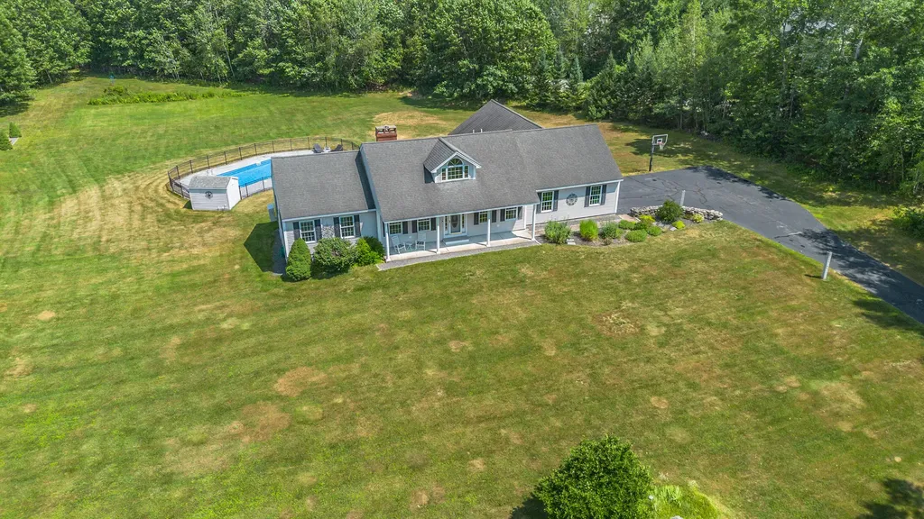 114 Harding Bridge Road Gorham ME 04038