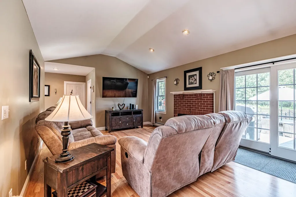 114 Harding Bridge Road Gorham ME 04038