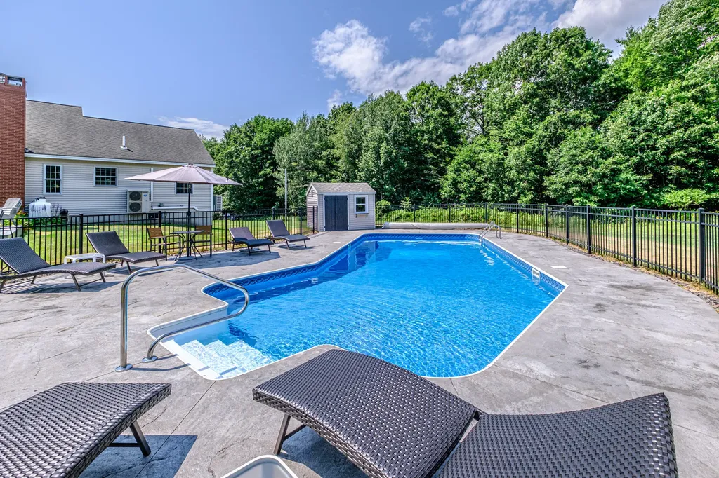 114 Harding Bridge Road Gorham ME 04038