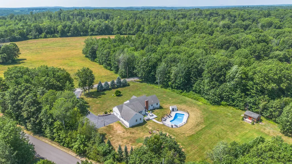 114 Harding Bridge Road Gorham ME 04038