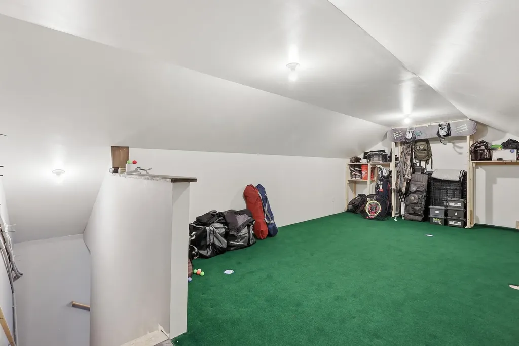 19 Partridge Lane Scarborough ME 04074