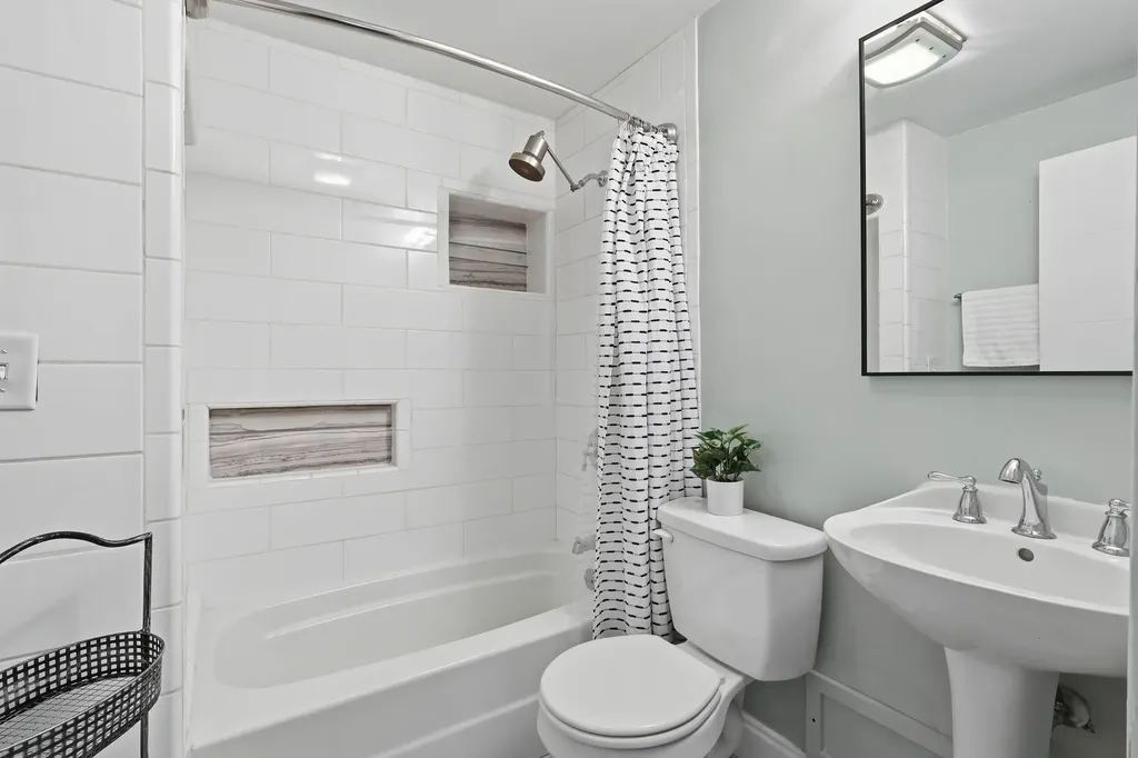19 Partridge Lane Scarborough ME 04074