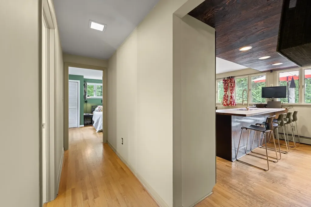 31 Upland Lane Yarmouth ME 04096