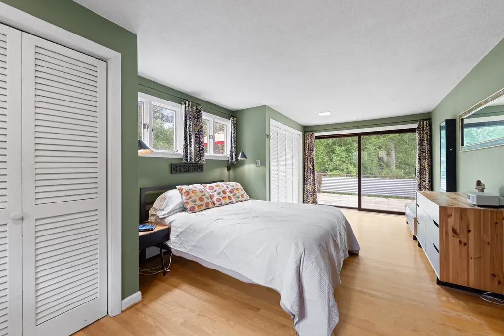 31 Upland Lane Yarmouth ME 04096