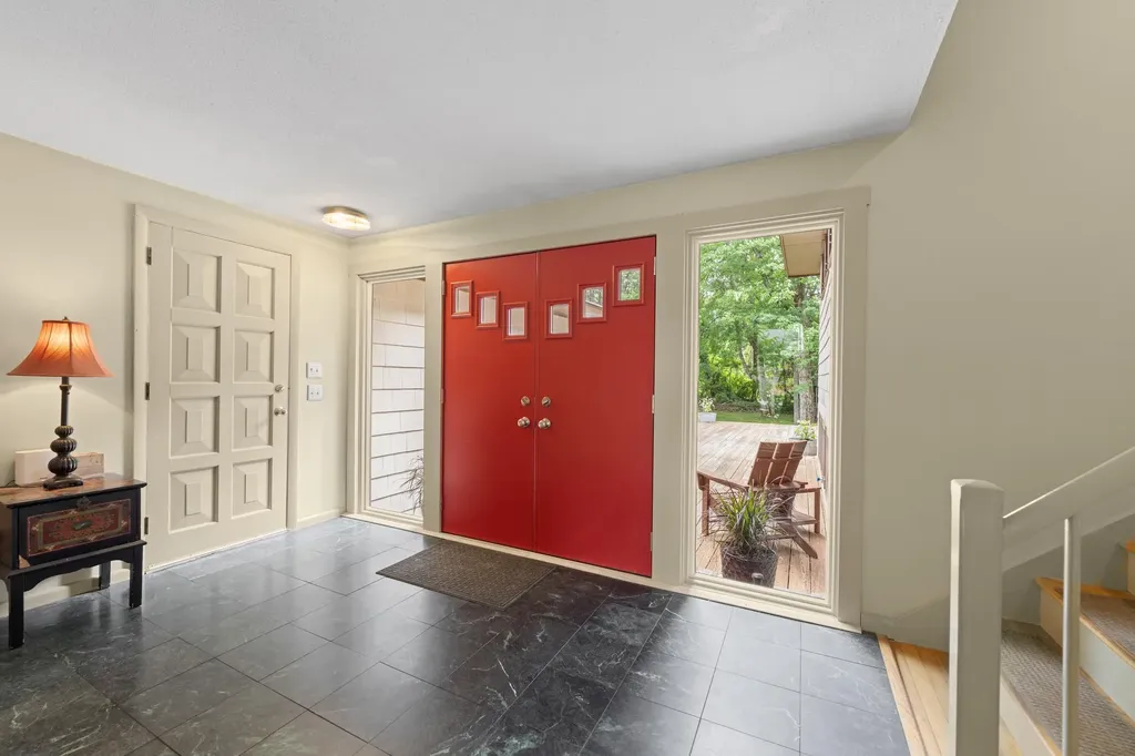 31 Upland Lane Yarmouth ME 04096