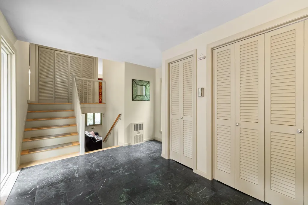 31 Upland Lane Yarmouth ME 04096
