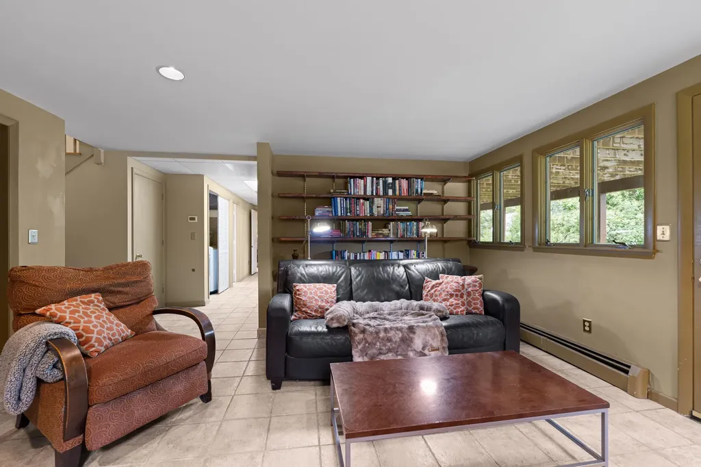 31 Upland Lane Yarmouth ME 04096