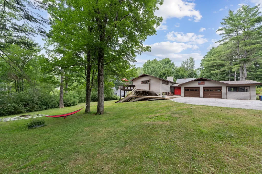 31 Upland Lane Yarmouth ME 04096