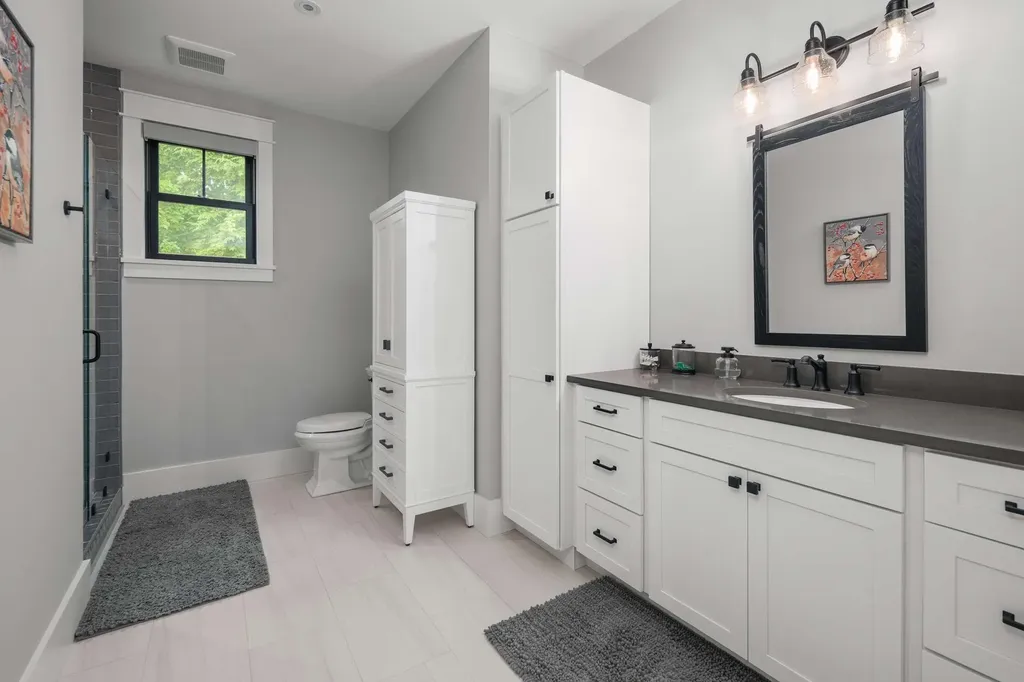 565 York Street York ME 03911