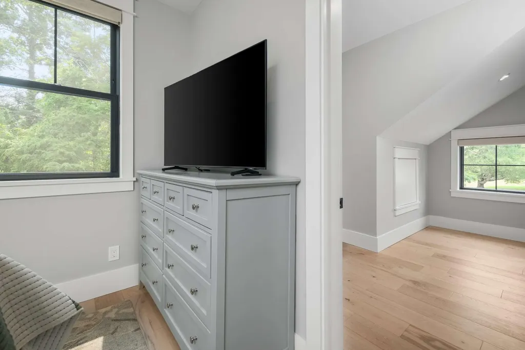 565 York Street York ME 03911