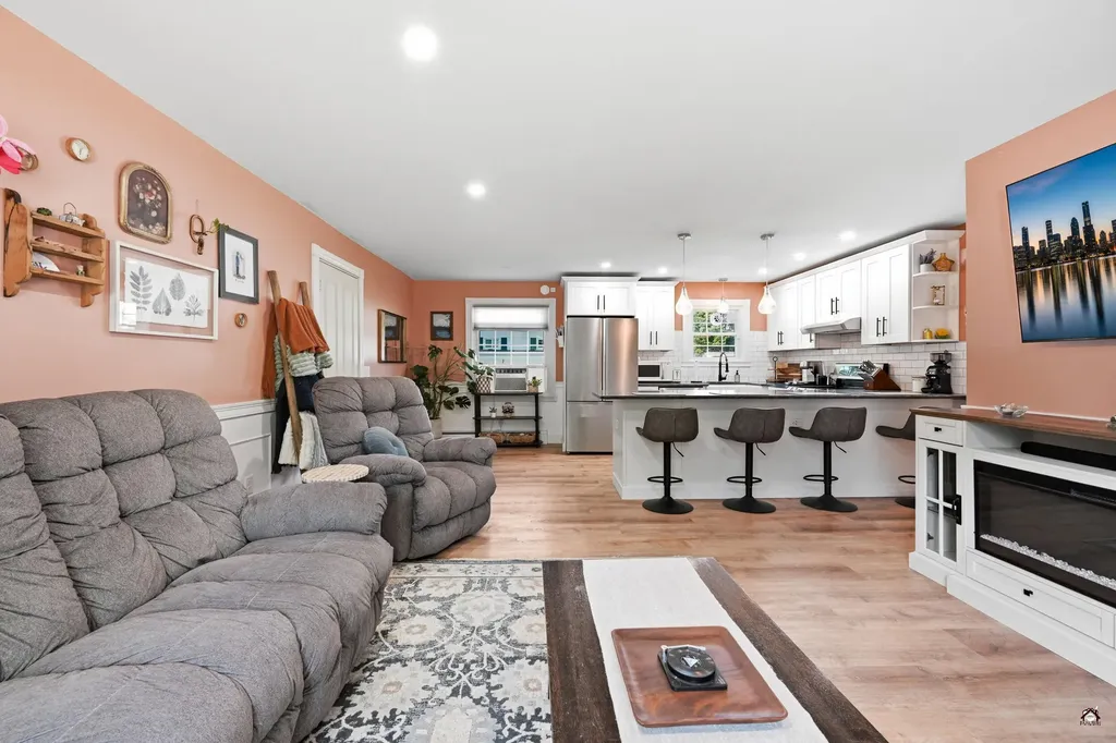 49 Ashmount Street Lewiston ME 04240