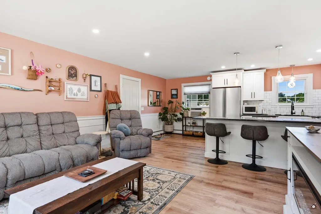 49 Ashmount Street Lewiston ME 04240