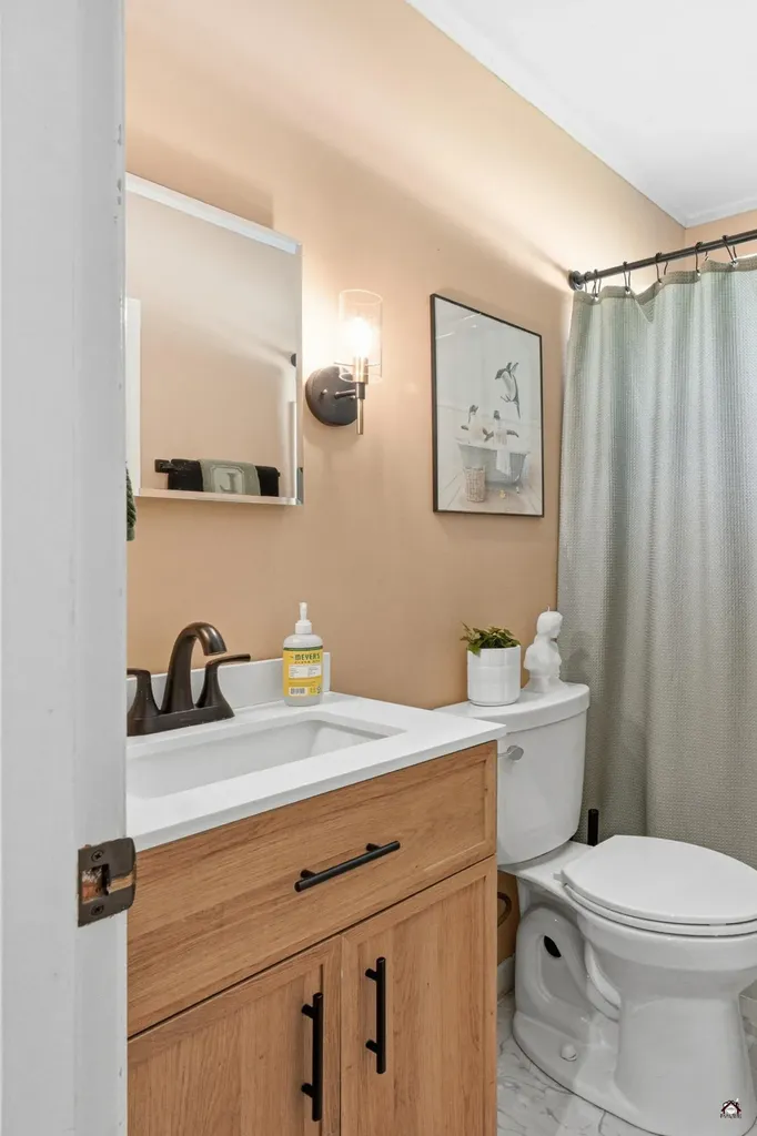 49 Ashmount Street Lewiston ME 04240