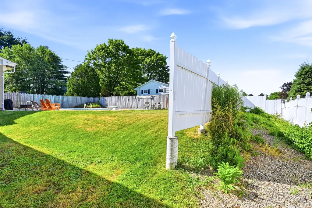 49 Ashmount Street Lewiston ME 04240
