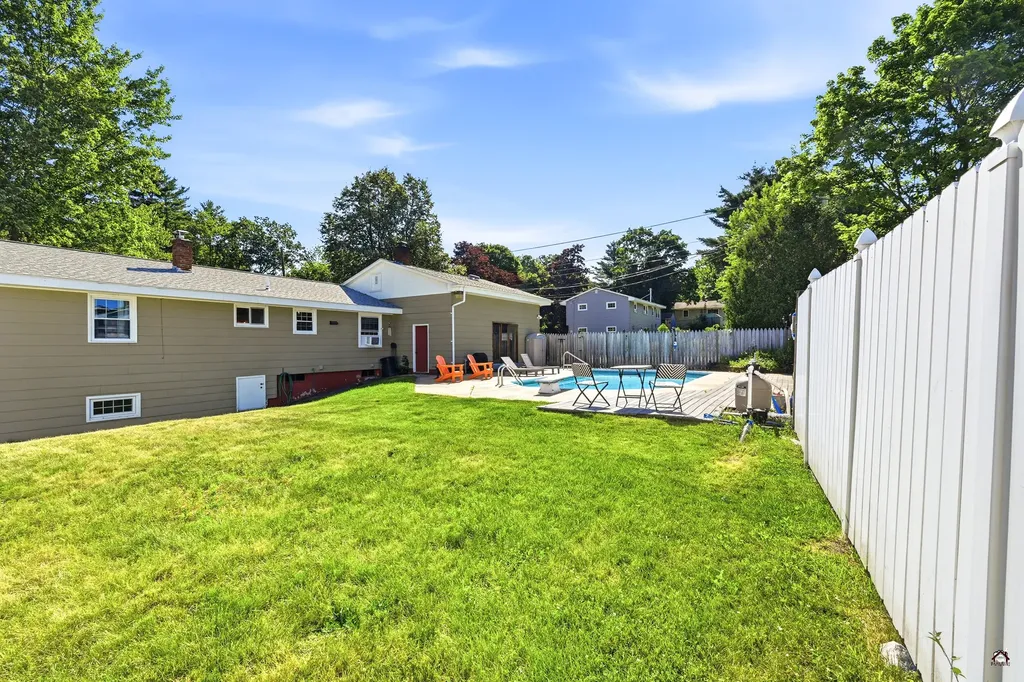 49 Ashmount Street Lewiston ME 04240