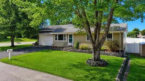49 Ashmount Street Lewiston ME 04240