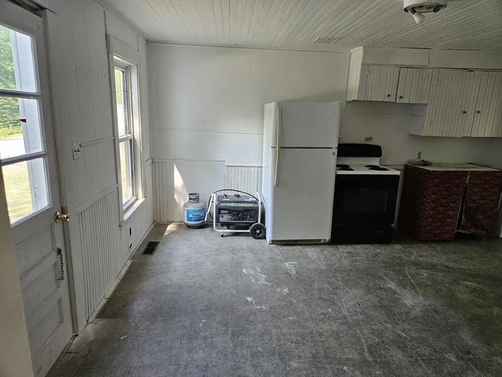 12 Davis Court Wilton ME 04294