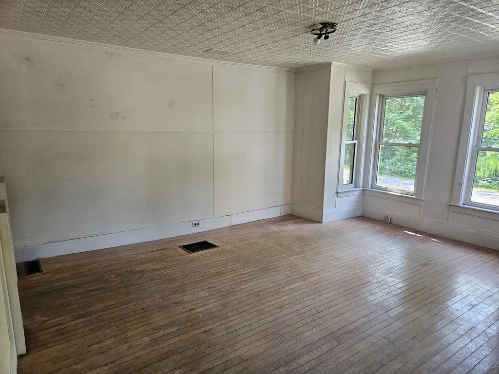 12 Davis Court Wilton ME 04294