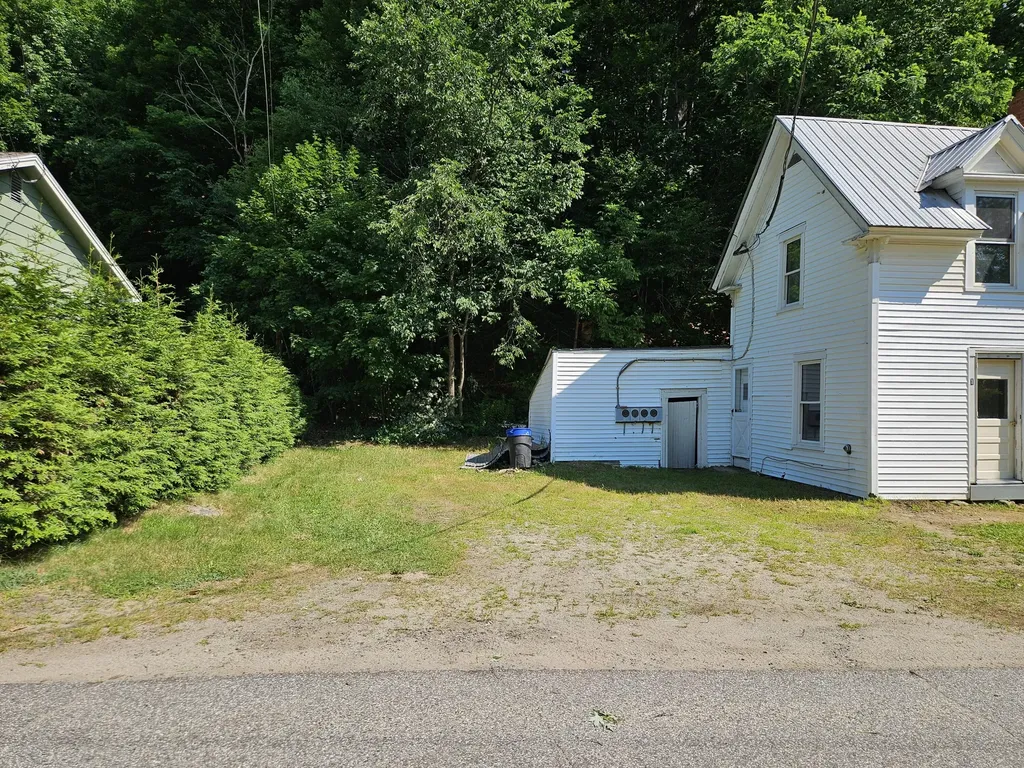 12 Davis Court Wilton ME 04294