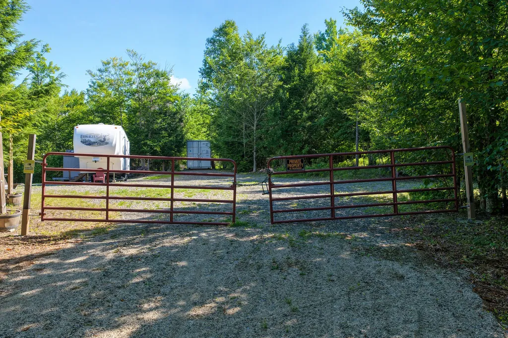 53 Timberview Drive Burlington ME 04417