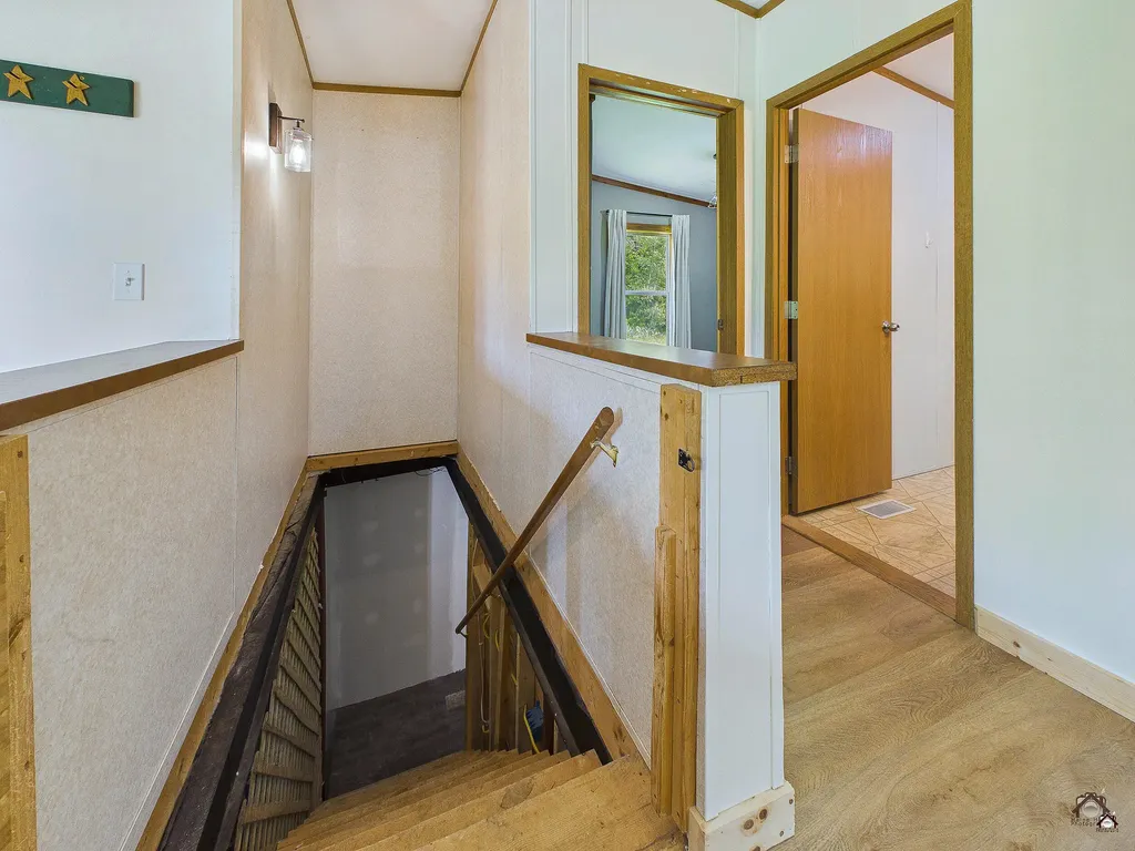 17 Village View Lane Whitefield ME 04353