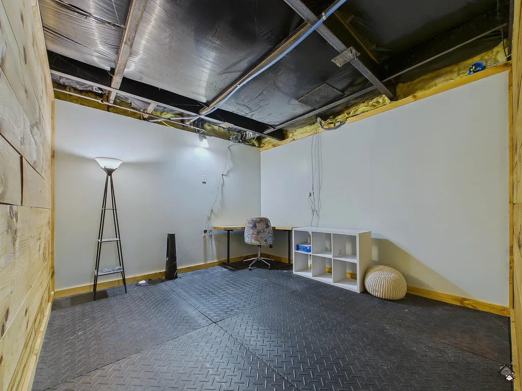 17 Village View Lane Whitefield ME 04353
